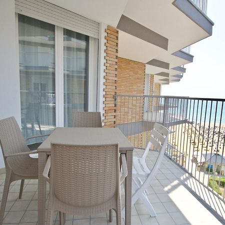 Centro Commerciale Apartments Lido di Jesolo Exterior foto