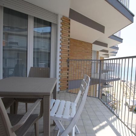 Centro Commerciale Apartments Lido di Jesolo Exterior foto